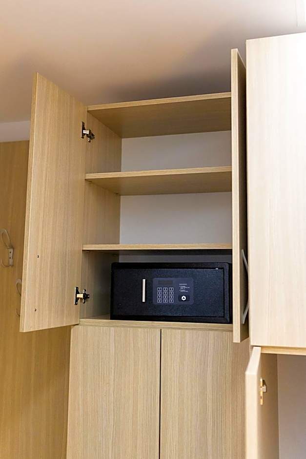 Hotel Christina Plus