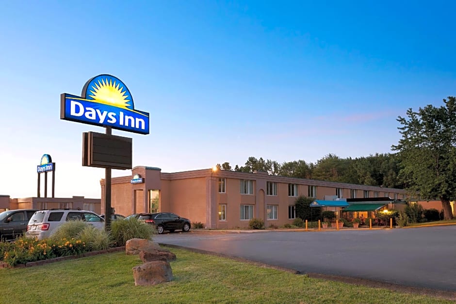 Days Inn by Wyndham Willoughby/Cleveland