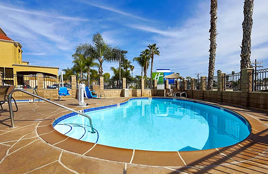 Holiday Inn Express San Diego South - National City By IHG