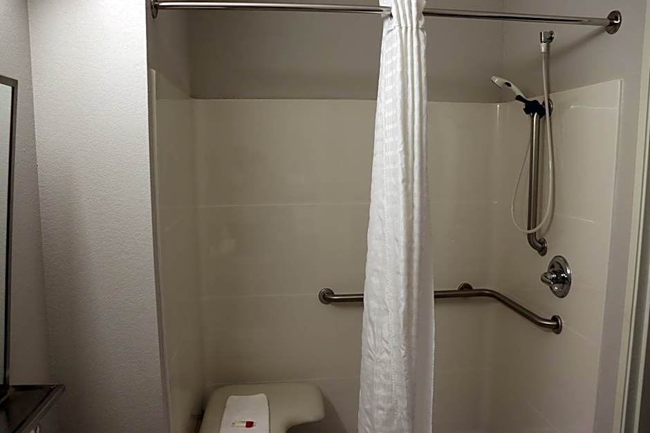 Microtel Inn & Suites by Wyndham Columbus/Near Fort Benning
