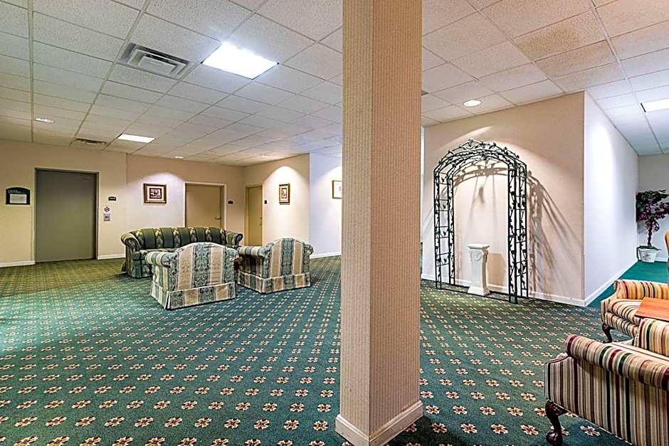 Quality Inn & Suites Schoharie near Howe Caverns