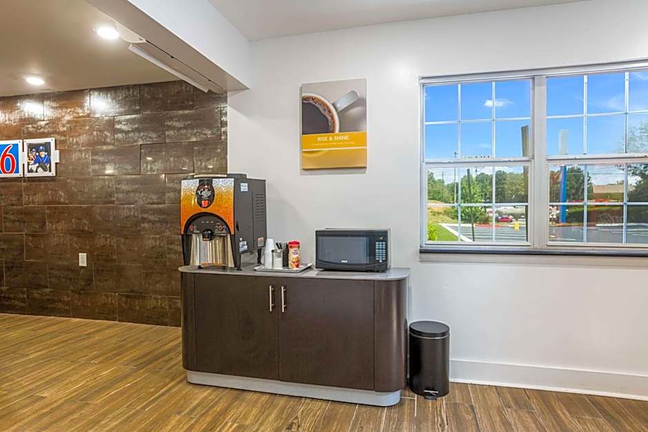 Motel 6-Smyrna, GA - Atlanta