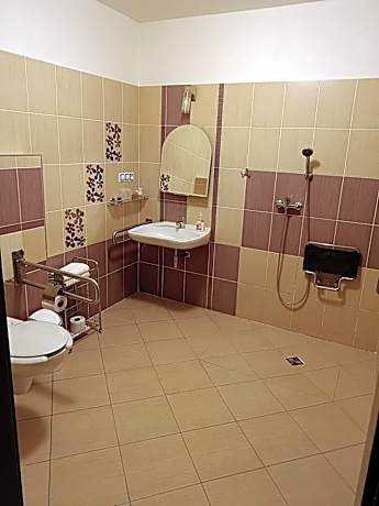 Twin Room - Disability Access