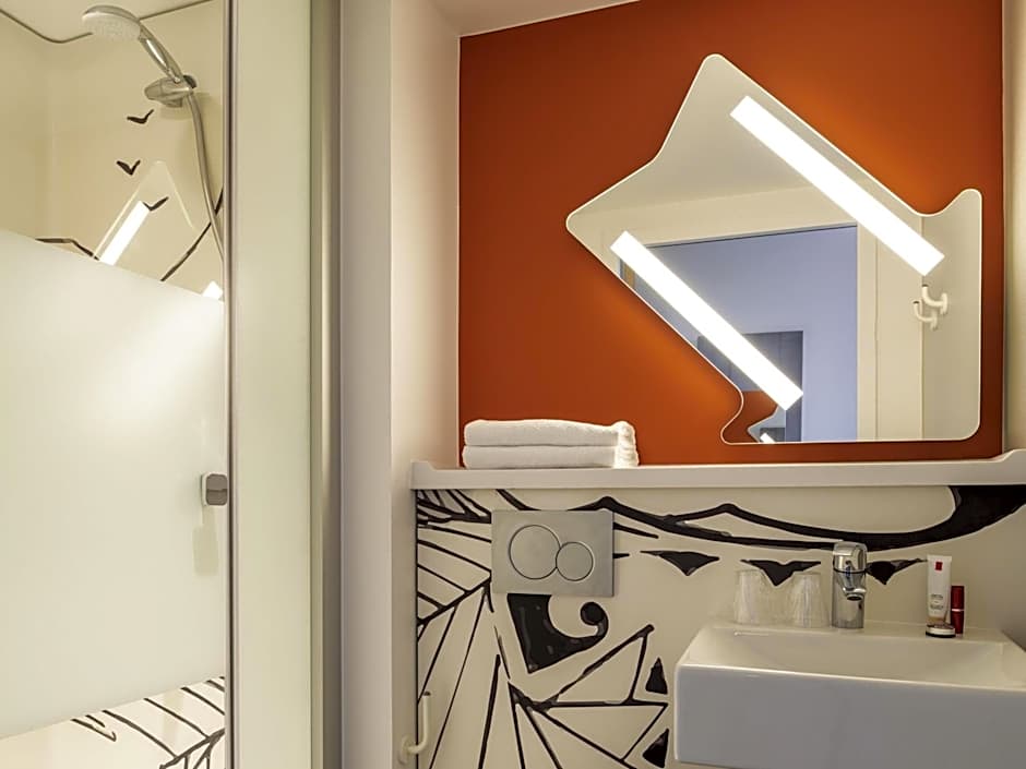 ibis budget Beauvais Aeroport