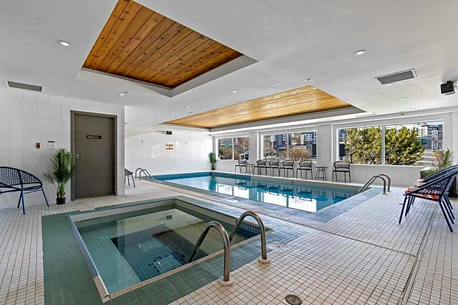 Sandman Hotel & Suites Calgary West