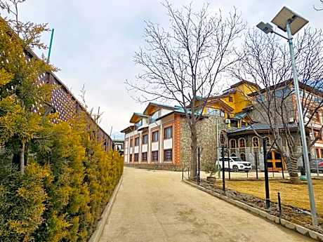 The Walnut Creek Pahalgam