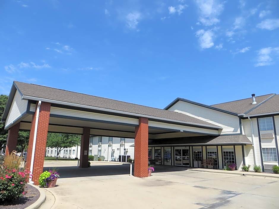 Ramada by Wyndham Springfield North