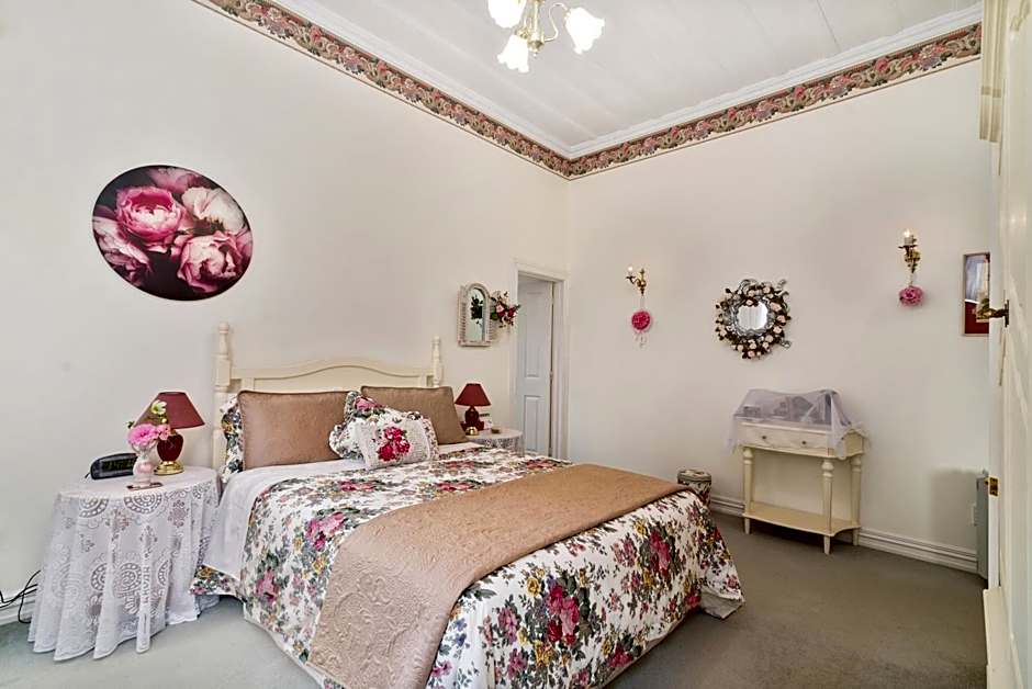 Country Villa Estate