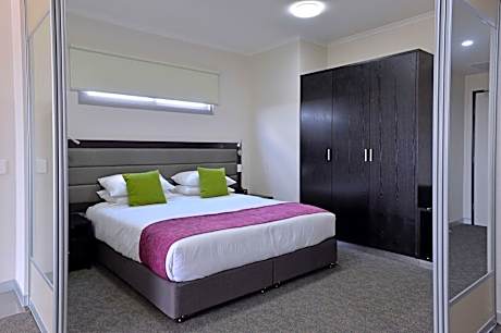 One Bedroom Serviced Apartment with Balcony