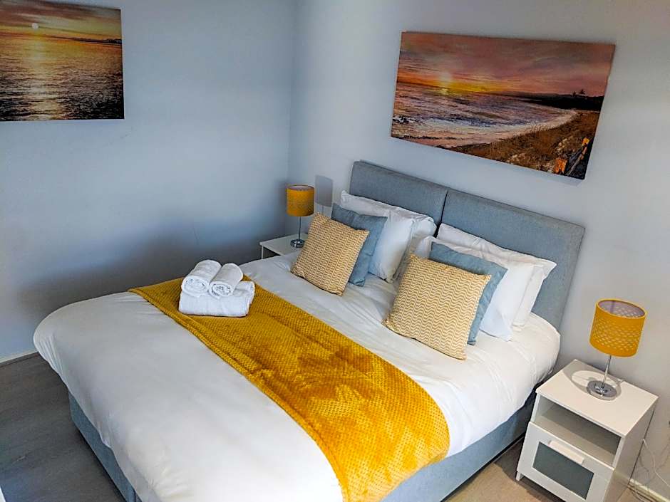 LT Grove Apartment - Stratford