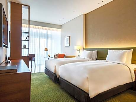 Studio Twin Room with City View (8F-13F)