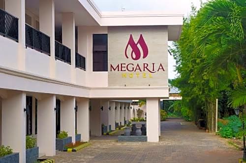 Megaria Hotel