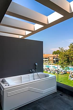 Superior Double Room with Hot Tub