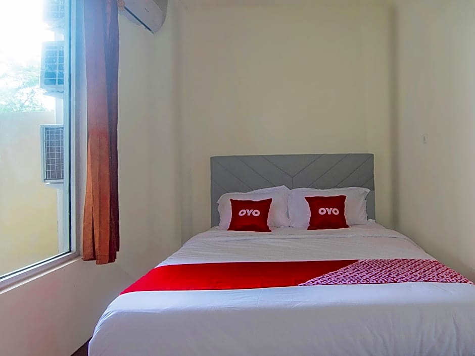 OYO 92714 Miracle Kost