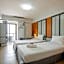 Regent Ngamwongwan Hotel