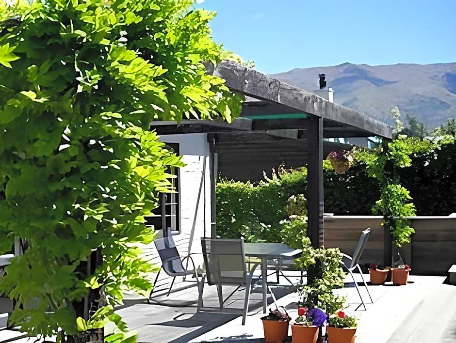 Criffel Peak View Bed and Breakfast