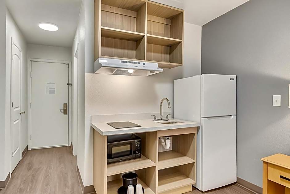 Suburban Studios Salt Lake City Airport