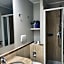 Club Hotel