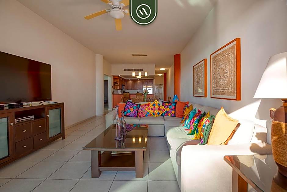 Mexican Styled 2 BR Condo - Beachfront - Pool