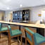 La Quinta Inn & Suites by Wyndham Tulsa Downtown - Route 66