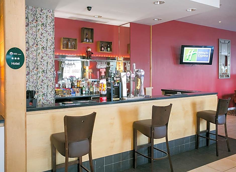 Holiday Inn Express Antrim By IHG