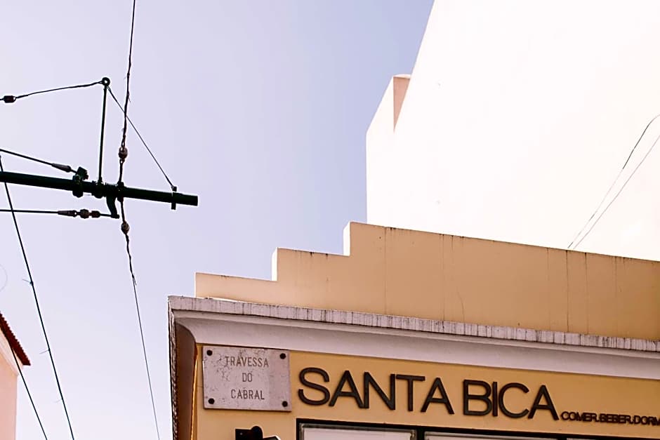 Santa Bica Eat Drink & Sleep