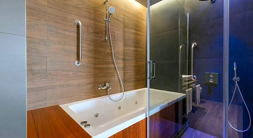 FT Lotus Thermal Hotel & Spa, Trademark Collection By Wyndham