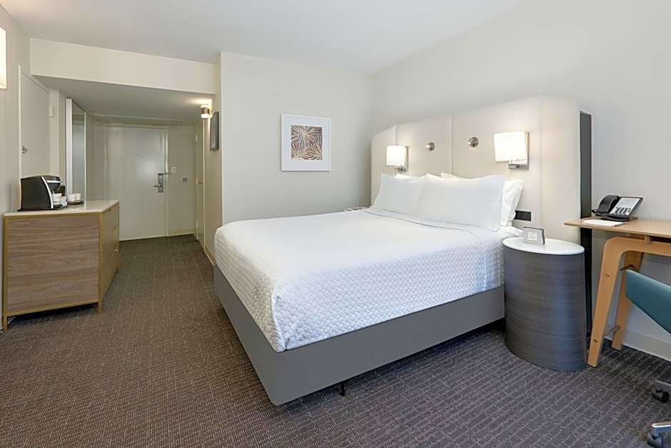 Crowne Plaza Dallas Downtown by IHG