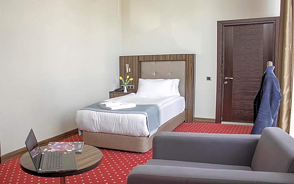 Legend Business Hotel Batumi