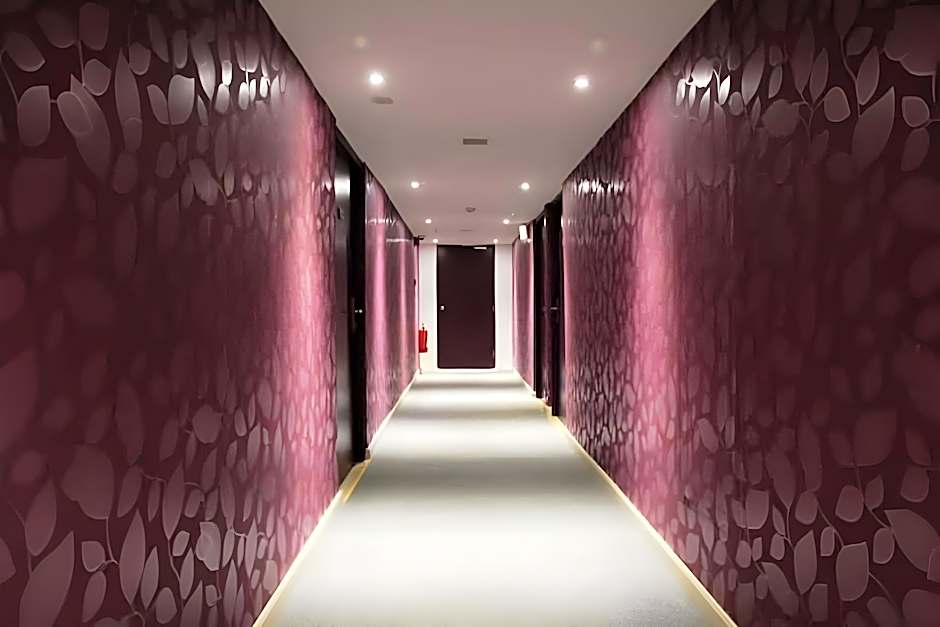 The Purple Leaf Hotels