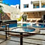 Hotel & Suites Domani