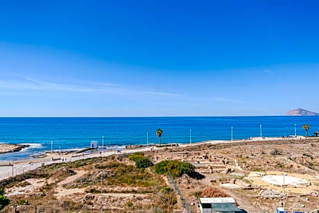 One-Bedroom Apartment with Bay View (2 Adults + 3 Children)