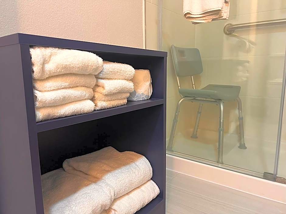 Comfort Suites Airport Louisville