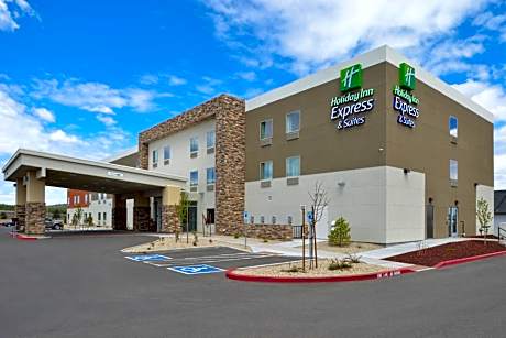 Holiday Inn Express & Suites Williams By IHG