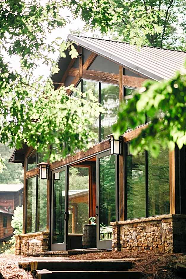 Sylvan Valley Lodge and Cellars