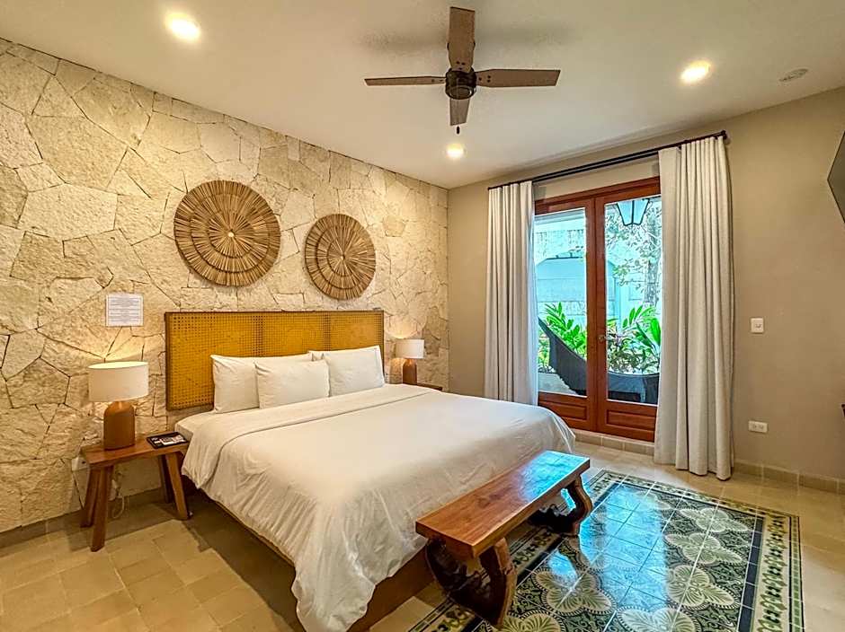 Los Frailes Concept Hotel