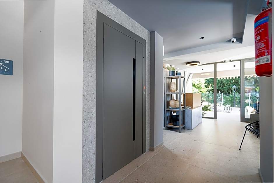 Funtuki Seaside Apartments