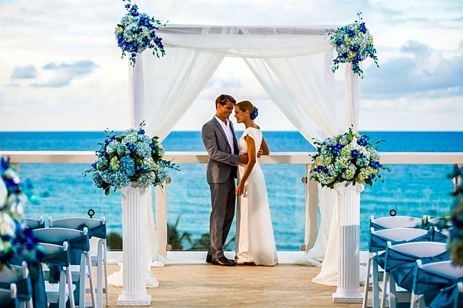 Hyatt Ziva Rose Hall - All Inclusive