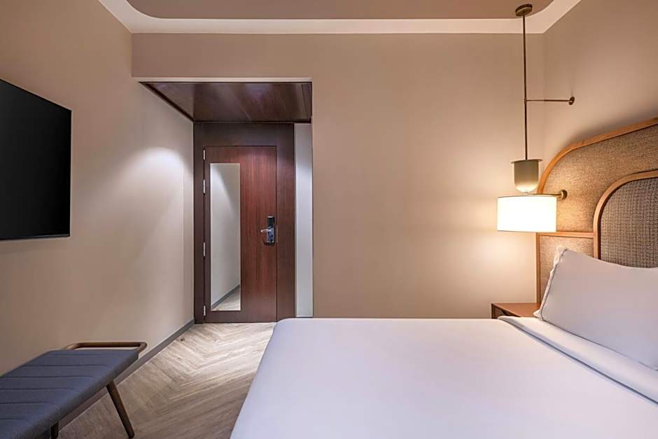 AC Hotel Palacio Universal