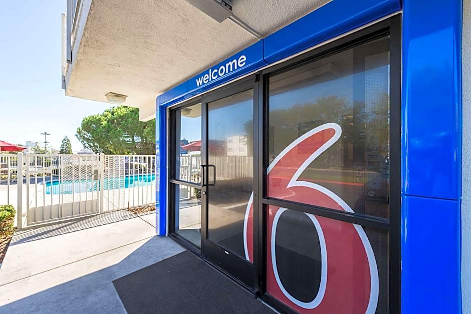 Motel 6-Reno, NV - West