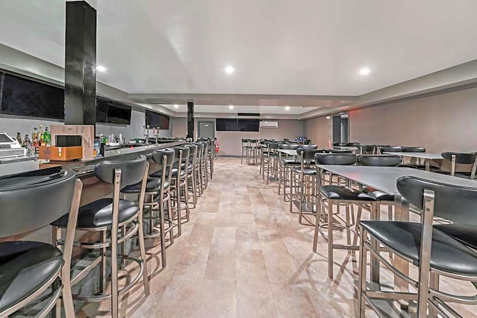 Americas Best Value Inn Foxboro