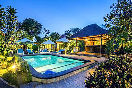 Lotus Garden Huts