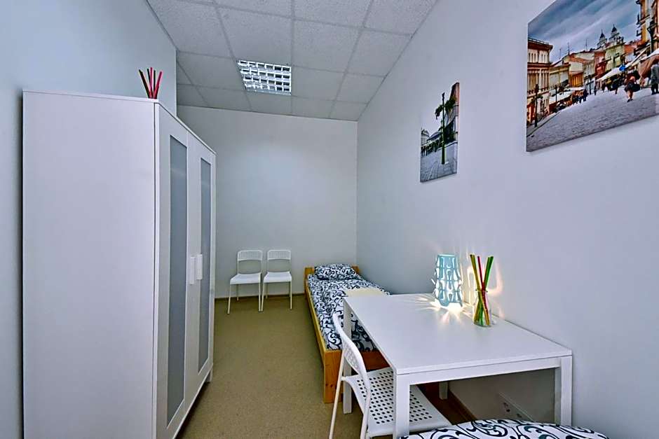 Laisves Avenue Hostel "Easy Kaunas"