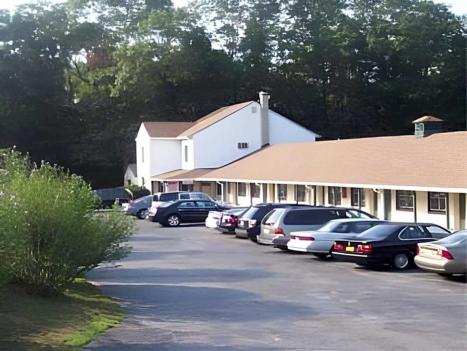Shore Hills Motel