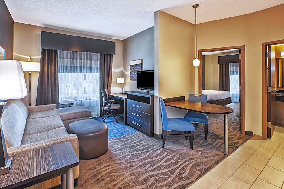 Holiday Inn Express Hotel and Suites Dayton South I 675 By IHG