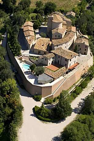 Casa Oliva borgo del Benessere delle Marche