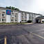 Motel 6 Lawrence, KS