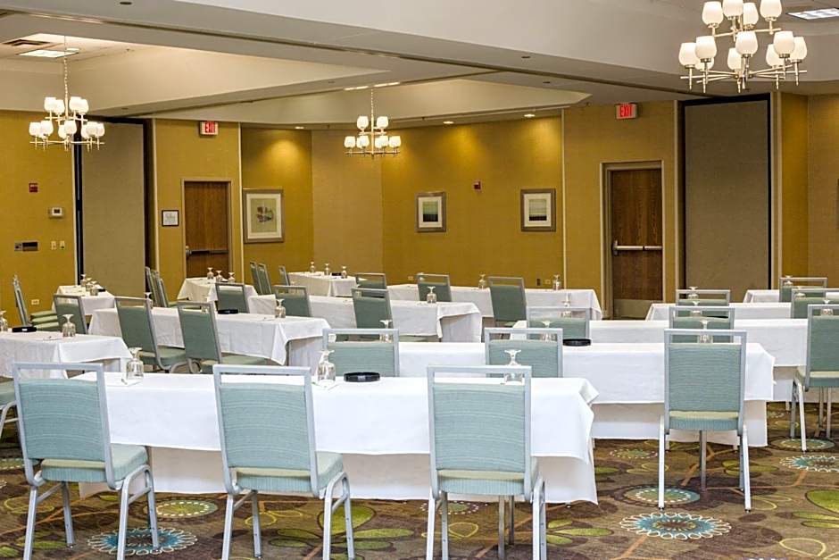 Holiday Inn & Suites Bolingbrook By IHG