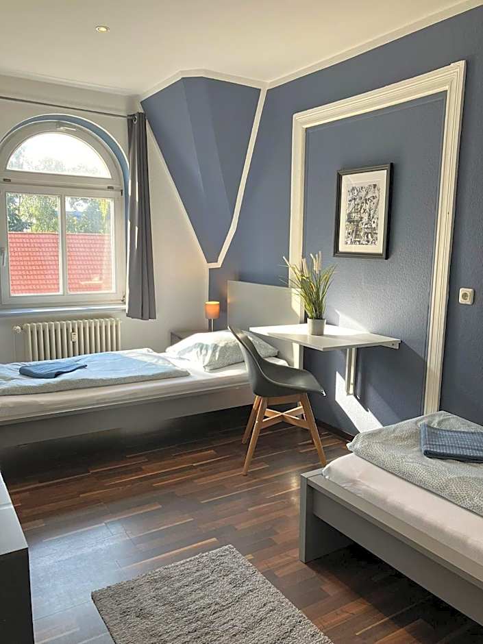 Blue Doors Hostel Altstadt