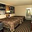 Super 8 by Wyndham Tyler TX